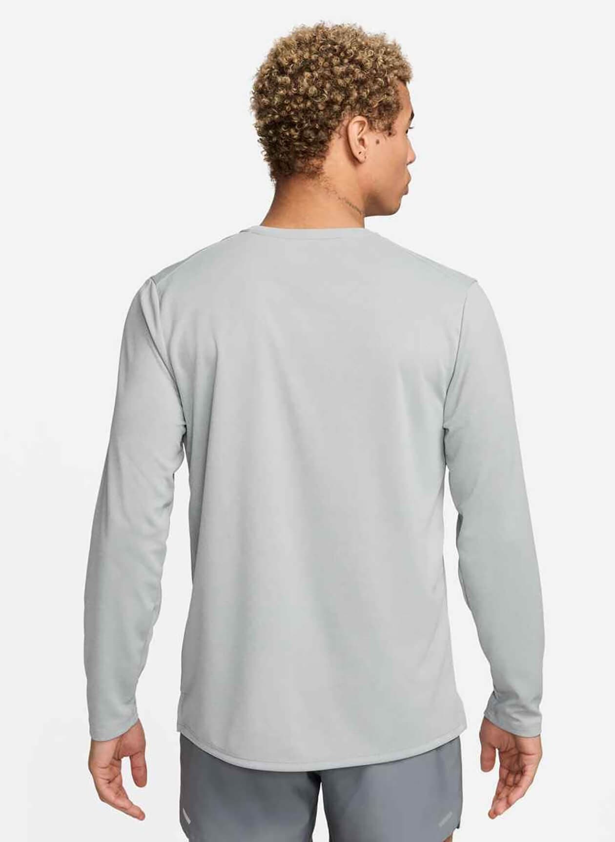 Nike Men's Miler Long-Sleeve T-Shirt - Light Grey LG