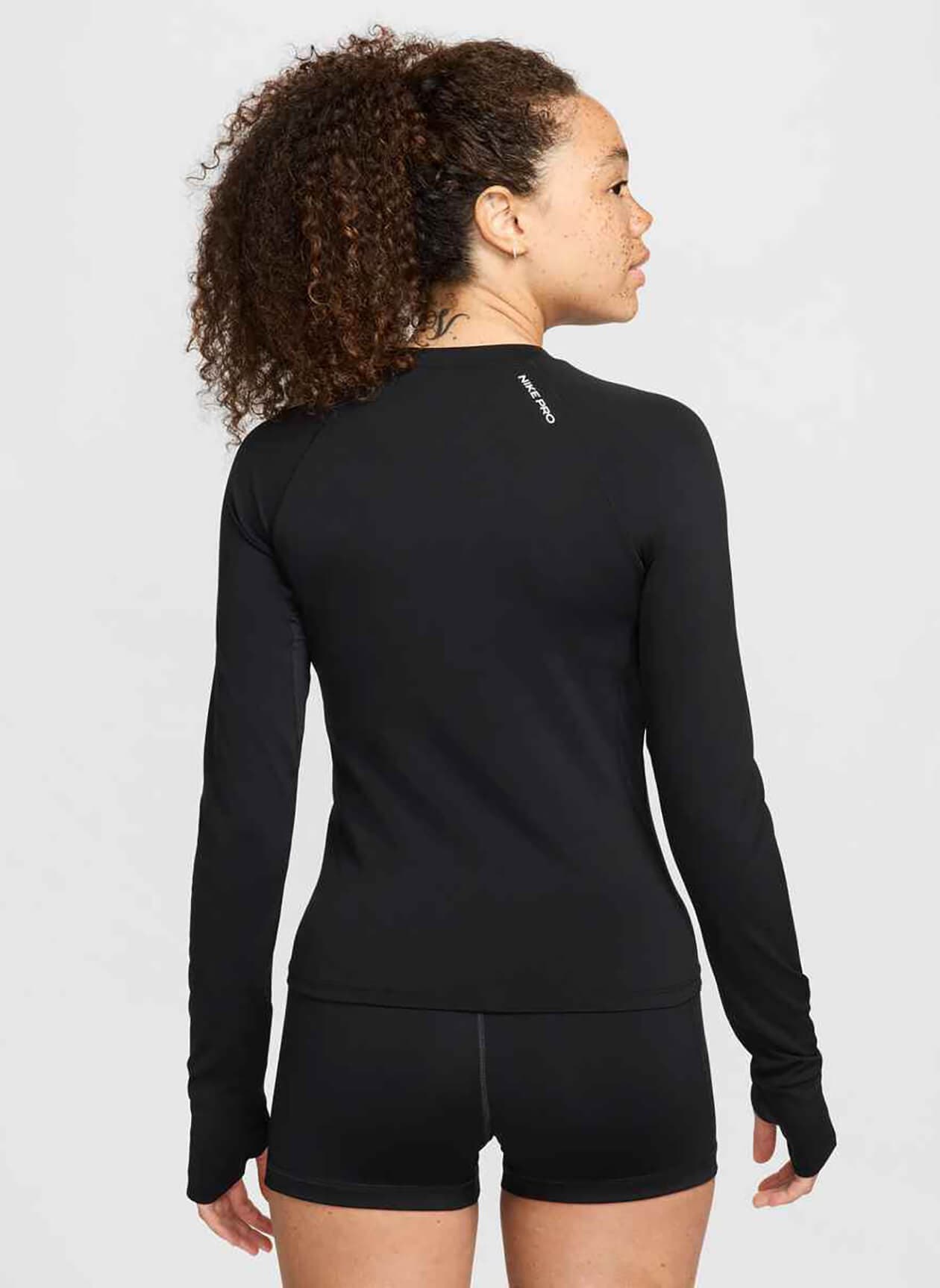 Nike Women's Dri-FIT Long-Sleeve T-Shirt - Black / White (010) LG