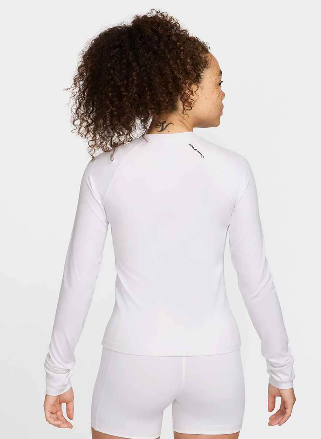 Nike Women's Dri-FIT Long-Sleeve T-Shirt - White / Black (100) LG