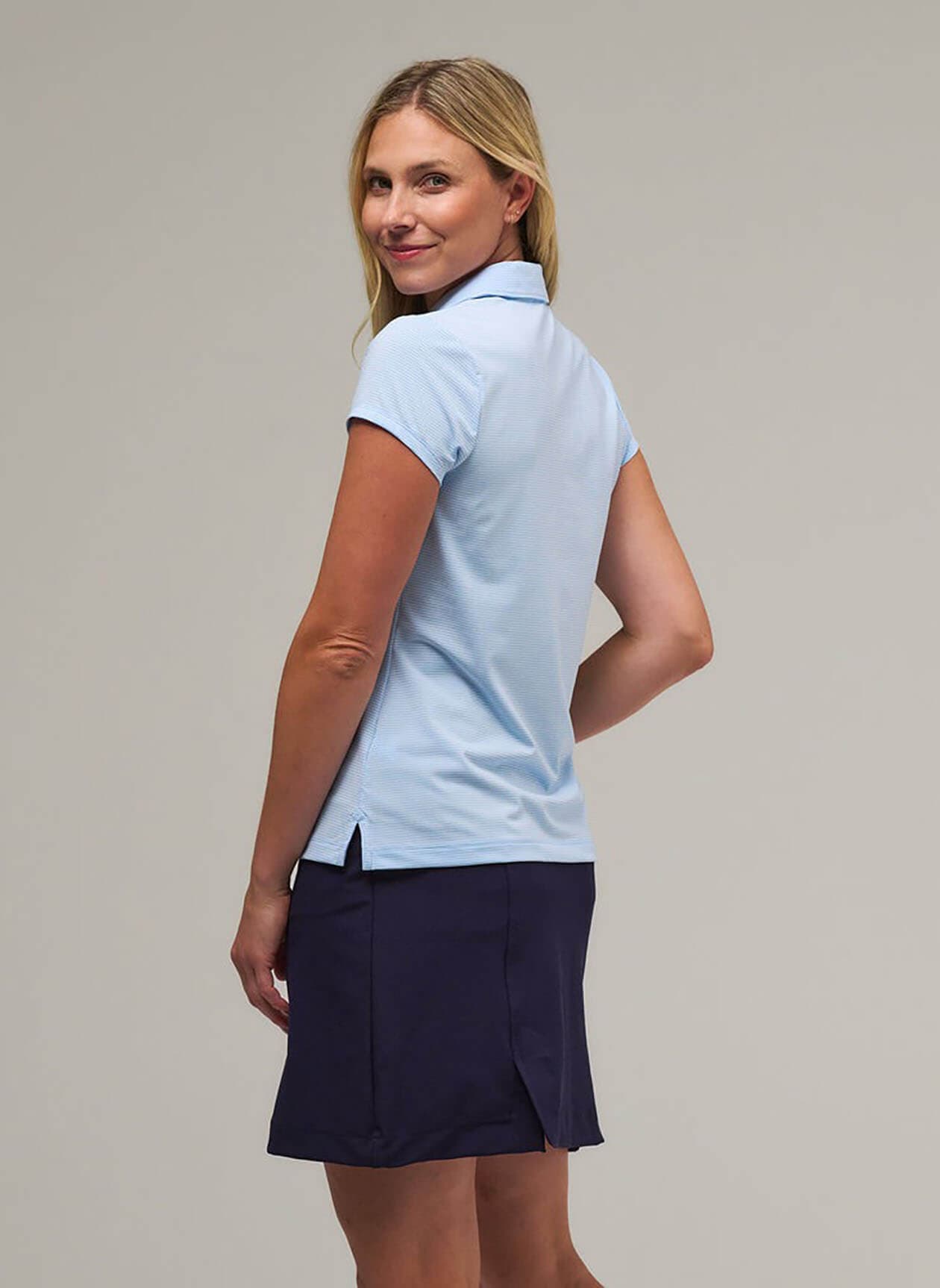 Fairway & Greene Women's Vanessa Polo - Cyan LG